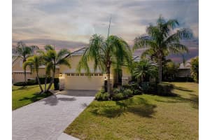 12235 THORNHILL COURT, LAKEWOOD RANCH, FL 34202 - MLS#MFRA4684549