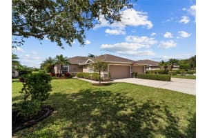5204 MAHOGANY RUN AVENUE, SARASOTA, FL 34241 - MLS#MFRA4684551