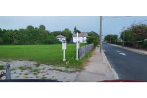 11 HOLLYWOOD AVENUE, DAYTONA BEACH, FL 32118 - MLS#MFRA4684563