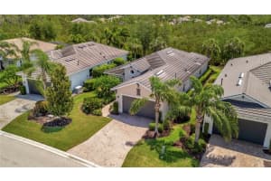 5009 LAKE OVERLOOK AVENUE, BRADENTON, FL 34208 - MLS#MFRA4684593