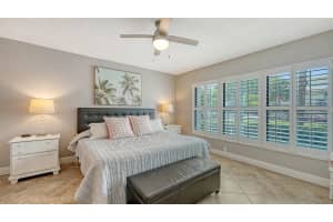 1001 BENJAMIN FRANKLIN DRIVE, SARASOTA, FL 34236 - MLS#MFRA4684597