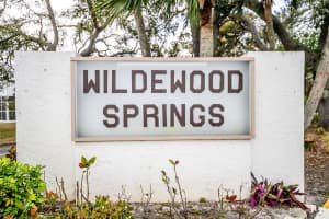 509 LAKESIDE DRIVE, BRADENTON, FL 34210 - MLS#MFRA4684601