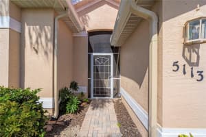 5113 FLAGSTONE DRIVE, SARASOTA, FL 34238 - MLS#MFRA4684602