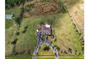 952 BEL AIR STAR PARKWAY, SARASOTA, FL 34240 - MLS#MFRA4684604