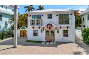 117 81ST STREET, HOLMES BEACH, FL 34217 - MLS#MFRA4684654