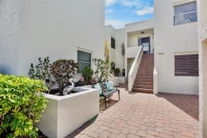 5190 Marsh Field Ln #94, SARASOTA