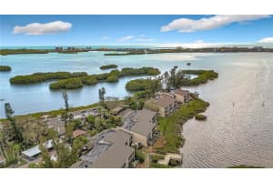 1510 PELICAN POINT DRIVE, SARASOTA, FL 34231 - MLS#MFRA4684690