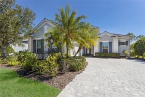 6748 CURZON TERRACE, UNIVERSITY PARK, FL 34201 Sold 04/30/26