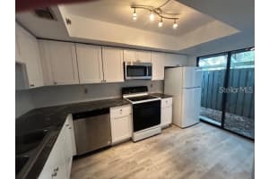 5647 SUMMER SIDE LANE, SARASOTA, FL 34231 - MLS#MFRA4684738