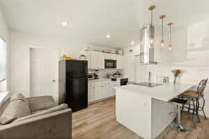 4821 ELFRIDA AVENUE, SARASOTA, FL 34235 - MLS#MFRA4684754