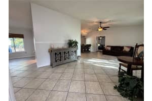 4811 79TH AVENUE PLAZA, SARASOTA, FL 34243 - MLS#MFRA4684777