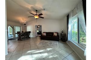 4811 79TH AVENUE PLAZA, SARASOTA, FL 34243 - MLS#MFRA4684777