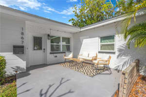 1867 MARYLAND AVENUE, ST PETERSBURG, FL 33703 - MLS#MFRA4684795