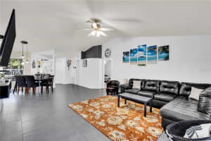 2648 NASSAU STREET, SARASOTA, FL 34231 - MLS#MFRA4684827