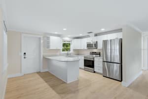 5803 DE PALMAS AVENUE, HOLMES BEACH, FL 34217 - MLS#MFRA4684894