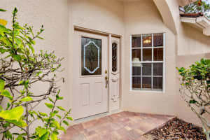 3846 LYNDHURST COURT, SARASOTA, FL 34235 - MLS#MFRA4684900