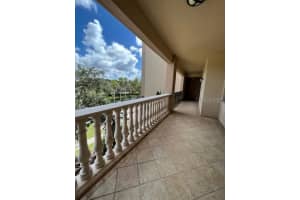 7710 LAKE VISTA COURT, LAKEWOOD RANCH, FL 34202 - MLS#MFRA4684902