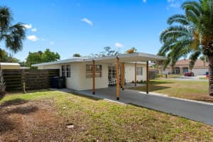 4240 POMPANO ROAD, VENICE, FL 34293 - MLS#MFRA4684929