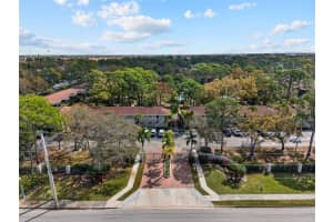 930 LA COSTA CIRCLE, SARASOTA, FL 34237 - MLS#MFRA4684933