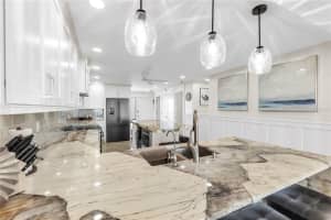 5770 MIDNIGHT PASS #C608, SIESTA KEY, FL 34242 - MLS#MFRA4684947