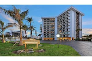 101 BENJAMIN FRANKLIN DRIVE, SARASOTA, FL 34236 - MLS#MFRA4684981