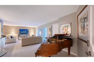 101 BENJAMIN FRANKLIN DRIVE, SARASOTA, FL 34236 - MLS#MFRA4684981