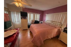 5104 OAKLAND HILLS AVENUE, SARASOTA, FL 34234 Sold 03/20/26