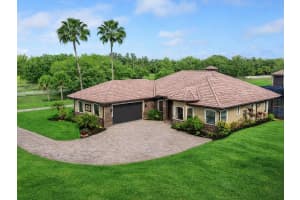 17001 DEER PRAIRIE DRIVE, SARASOTA, FL 34240 - MLS#MFRA4684995