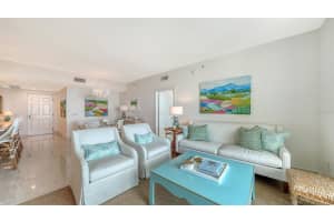 800 TAMIAMI TRAIL, SARASOTA, FL 34236 - MLS#MFRA4685003