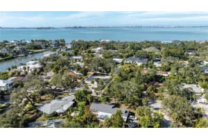 2019 CHIPPAWA PLACE, SARASOTA, FL 34234 - MLS#MFRA4685039