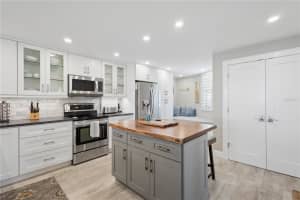 5880 MIDNIGHT PASS ROAD, SARASOTA, FL 34242 - MLS#MFRA4685065