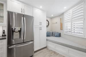 5880 MIDNIGHT PASS ROAD, SARASOTA, FL 34242 - MLS#MFRA4685065