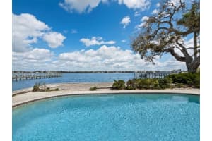 1267 Starboard Ln, SARASOTA