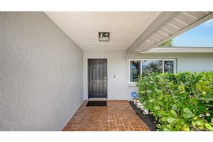 972 LEEWARD ROAD, VENICE, FL 34293 - MLS#MFRA4685197