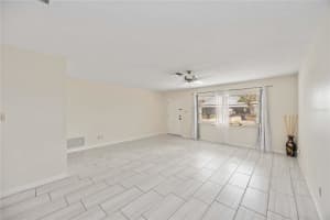 181 SANDHURST DRIVE, VENICE, FL 34293 - MLS#MFRA4685257