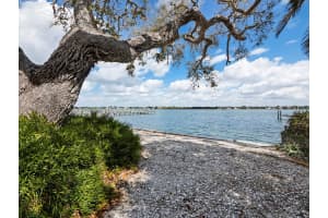 1267 STARBOARD LANE, SARASOTA, FL 34242 - MLS#MFRA4685279