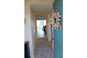 204 SILVER LAKE DRIVE, VENICE, FL 34292 - MLS#MFRA4685318