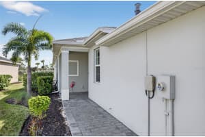 17757 WOODLAND COURT, PUNTA GORDA, FL 33982 - MLS#MFRA4685334