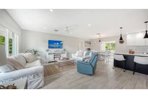 2323 GROVE STREET, SARASOTA, FL 34239 - MLS#MFRA4685353