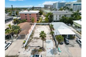 132 GRANT DRIVE, SARASOTA, FL 34236 - MLS#MFRA4685368