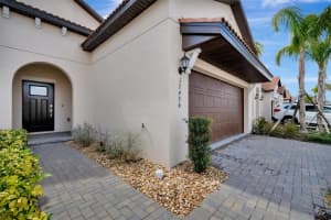 17436 HOLLY WELL AVENUE, WIMAUMA, FL 33598 - MLS#MFRA4685390