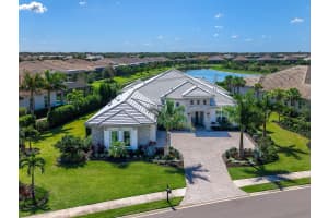 17238 SALERNO DRIVE, LAKEWOOD RANCH, FL 34202 - MLS#MFRA4685424