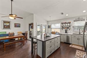 3703 31ST STREET, BRADENTON, FL 34208 - MLS#MFRA4685462