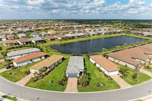 7575 SUMMERLAND COVE, LAKEWOOD RANCH, FL 34202 - MLS#MFRA4685485