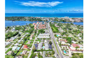 1752 Stickney Point Rd #102, SARASOTA