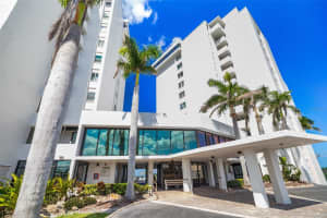 19 WHISPERING SANDS DRIVE, SARASOTA, FL 34242 - MLS#MFRA4685512