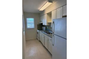 4444 SWIFT ROAD, SARASOTA, FL 34231 - MLS#MFRA4685535