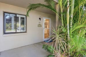 3361 CROSS CREEK DRIVE, SARASOTA, FL 34231 - MLS#MFRA4685552