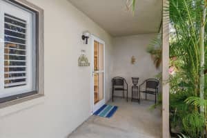 3361 CROSS CREEK DRIVE, SARASOTA, FL 34231 - MLS#MFRA4685552