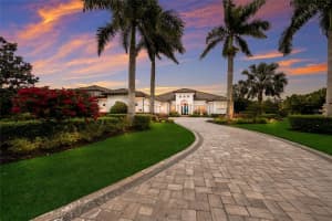 8411 BROADSTONE COURT, BRADENTON, FL 34202 - MLS#MFRA4685585